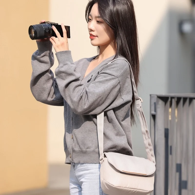 Ulanzi F01 Camera Sling Bag 16