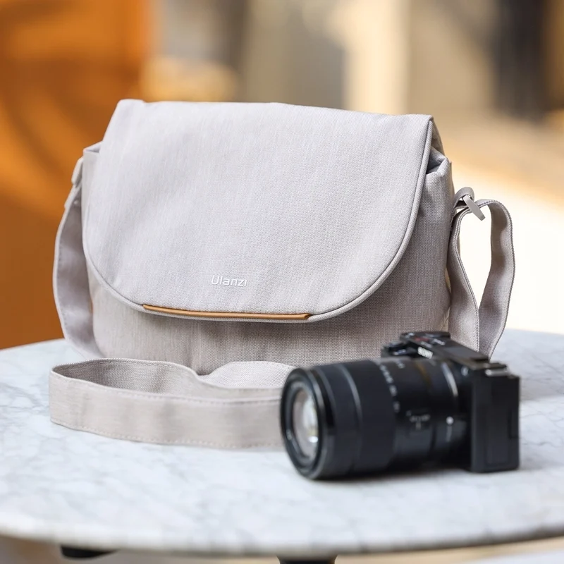 Ulanzi F01 Camera Sling Bag 18