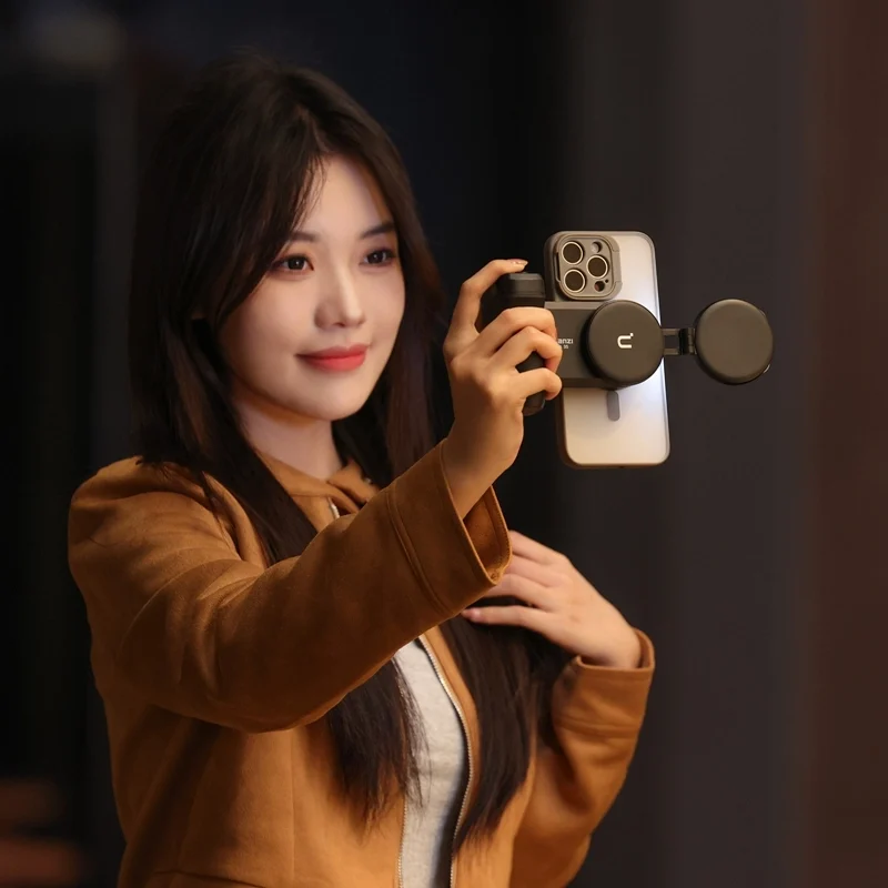 Ulanzi MA35 Camera Grip MagSafe (25)