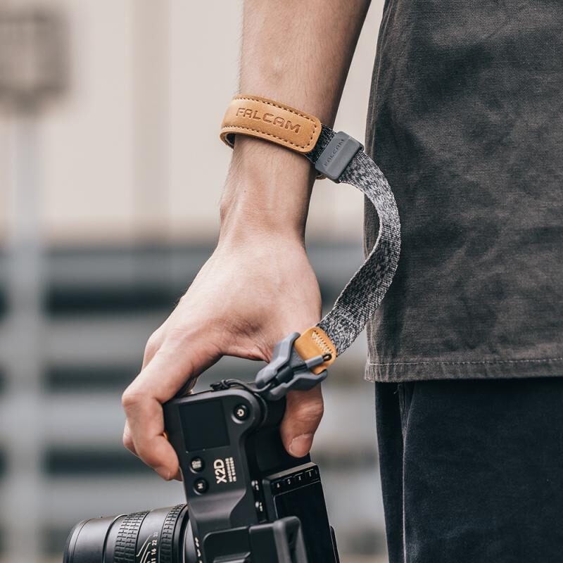 FALCAM Maglink Quick Magnetic Buckle Wrist Strap สายรัดข้อมือกับกล้อง สายคล้องมือ แม่เหล็ก รับน้ำหนักได้ถึง 50kg