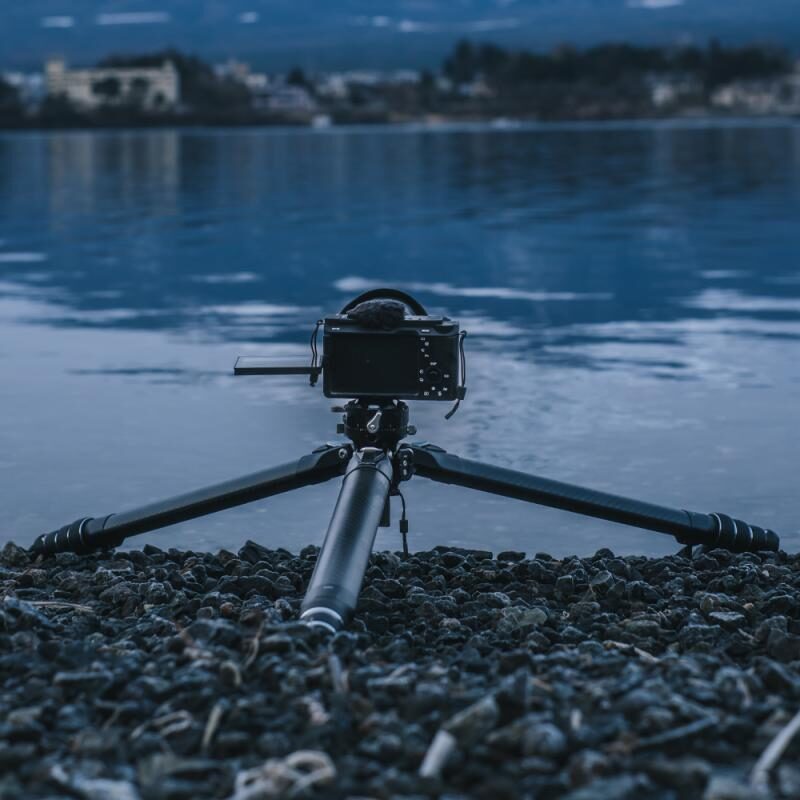 FALCAM TreeRoot R141K 320P Quick Lock Travel Tripod ขาตั้งกล้องคาร์บอนไฟเบอร์สำหรับมืออาชีพ (13)