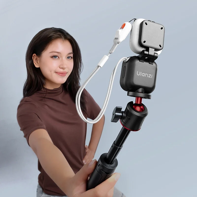 Ulanzi IN07 Magnetic Fill Light for Insta360 Go Ultra Mini ไฟเติมแสงแม่เหล็กขน (21)