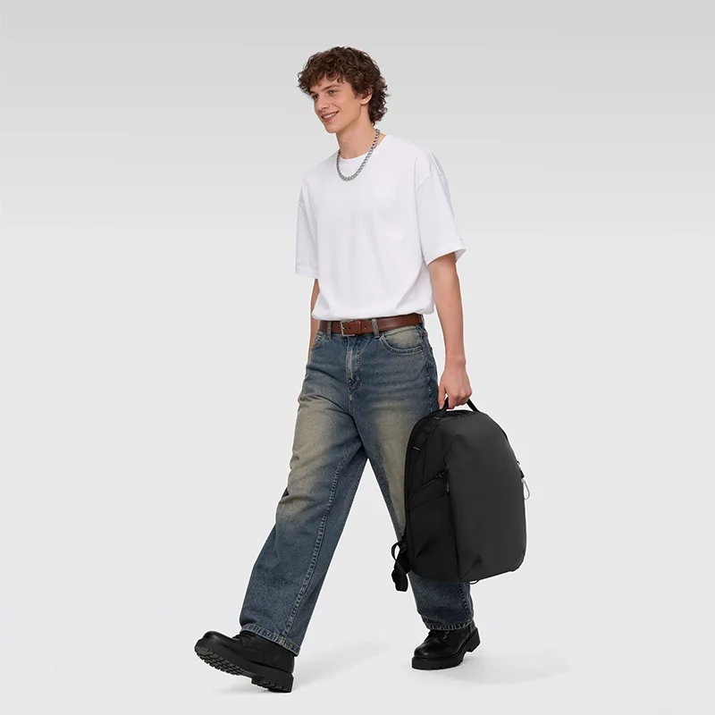 Ulanzi YY038 Urban Travel Backpack V2 22L 15