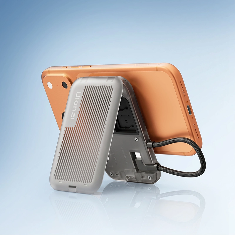 Ulanzi CC02 SD Card Reader_13_ Ulanzi Card Reader CC02 USB-C SD 4.0 Portable SD ตัวอ่านการ์ด Magsafe แม่เหล็ก