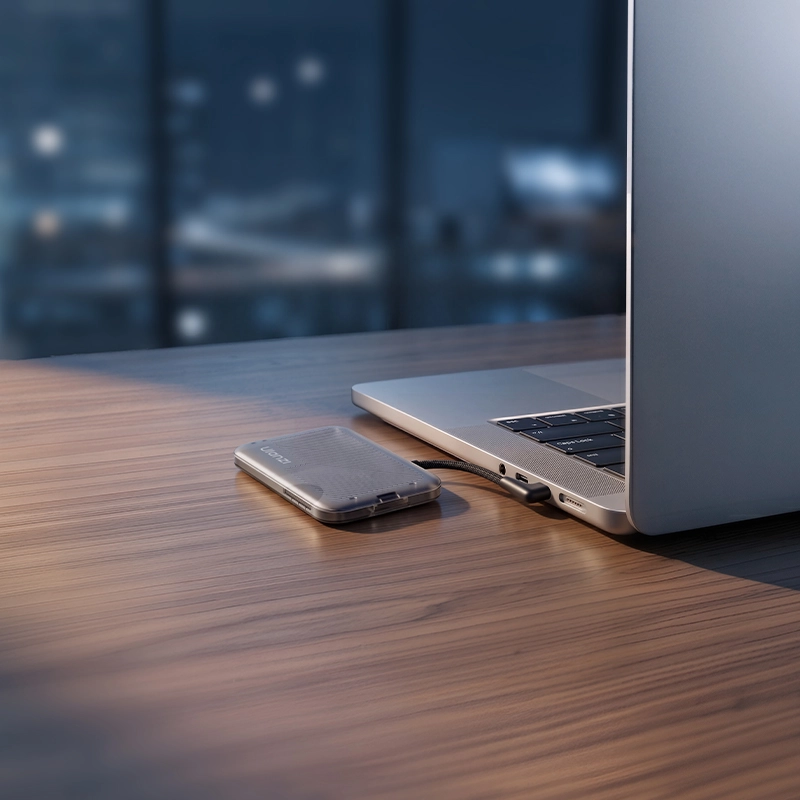Ulanzi CC02 SD Card Reader_4_ Ulanzi Card Reader CC02 USB-C SD 4.0 Portable SD ตัวอ่านการ์ด Magsafe แม่เหล็ก