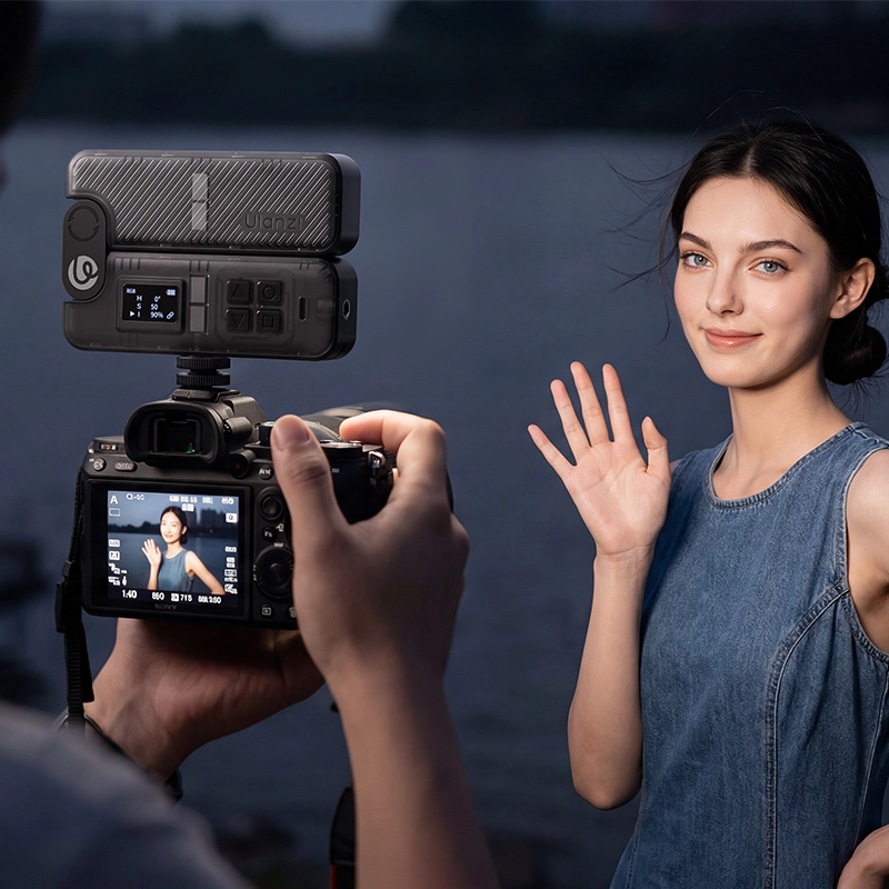Ulanzi FOLD8 2in1 Foldable Pocket Light (L221)_17_ Ulanzi ไฟ RGB พกพา FOLD8 2-in-1 Foldable Pocket Light ไฟพับได้