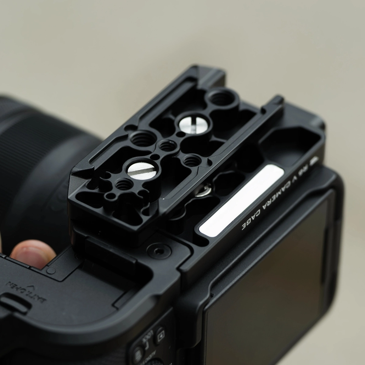 Tilta เคจกล้อง Canon R6 V Full Camera Cage พร้อมช่องต่ออุปกรณ์เสริม